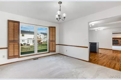 2105 Telford Drive, Saint Louis, MO 63125 - Photo 20