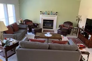 811 Wheaton Way, Creve Coeur, MO 63141 - Photo 10