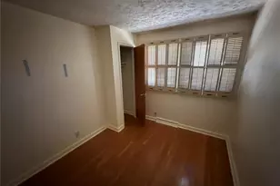 9833 Gloucester Dr, Saint Louis, MO 63137 - Photo 8