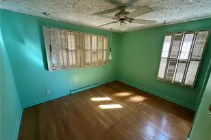 9833 Gloucester Dr, Saint Louis, MO 63137 - Photo 10