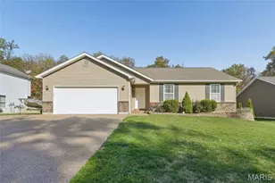 280 Gardenia Dr, Troy, MO 63379 - Photo 2