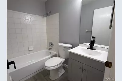 4334 Arrow Tree Drive #L, Mehlville, MO 63128 - Photo 10