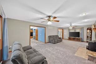 23 Prairie Crossing Dr, Saint Paul, MO 63366 - Photo 10