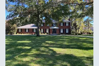 6 Chippenham Lane, Chesterfield, MO 63005 - Photo 2