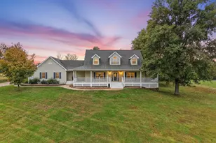 3780 Forest Meadow Dr, Defiance, MO 63341 - Photo 2