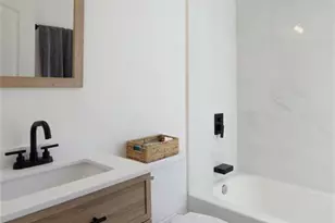 3431 Park Ave, Saint Louis, MO 63104 - Photo 8
