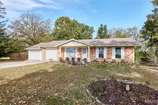 2340 Oak Dr, O'Fallon, MO 63368 - Photo 4