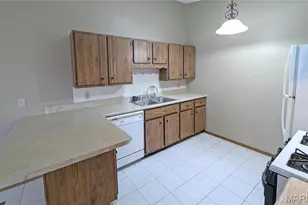 332 Spencer Pl, Saint Peters, MO 63376 - Photo 6