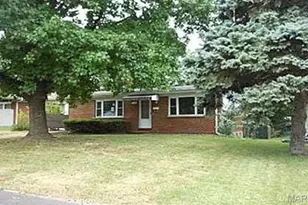 765 Pimlico Dr, Florissant, MO 63033 - Photo 2