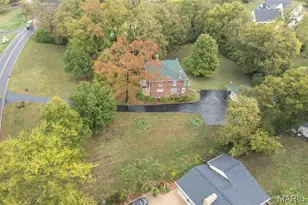 9320 Lincoln Dr, Sunset Hills, MO 63127 - Photo 70