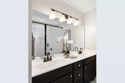 960 Brookfield Chase Court, Florissant, MO 63031 - Photo 14