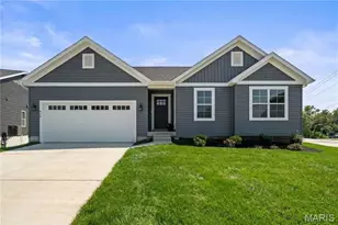 960 Brookfield Chase Ct, Florissant, MO 63031 - Photo 1