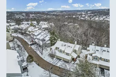 1872 Ridgeview Circle Drive, Ballwin, MO 63021 - Photo 38