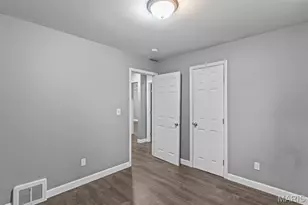 10432 Driver Ave, Overland, MO 63114 - Photo 16