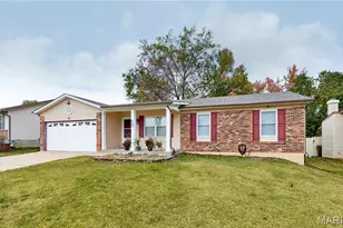 27 Sunny Hill Blvd, Saint Peters, MO 63376 - Photo 6