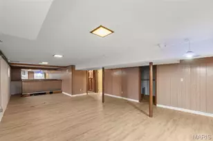 8816 Bridgeport Ave, Brentwood, MO 63144 - Photo 20