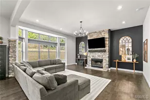 377 Sturbridge Dr, Saint Charles, MO 63303 - Photo 4