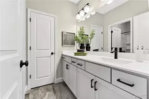 6728 Preservation Pkwy, Affton, MO 63123 - Photo 18