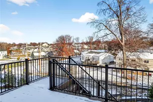 6728 Preservation Pkwy, Affton, MO 63123 - Photo 26
