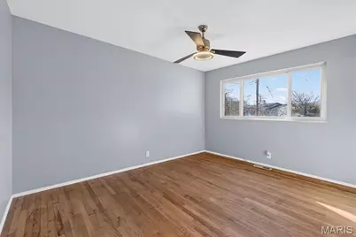 9 Darwin Court, Florissant, MO 63033 - Photo 24