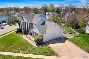 489 Westglen Village Dr, Ballwin, MO 63021 - Photo 4