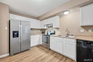 317 Columbia Dr, Wentzville, MO 63385 - Photo 10