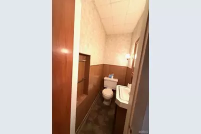 401 N Grant Street, Desloge, MO 63601 - Photo 8