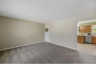 36 Cloverdale Drive, Saint Charles, MO 63304 - Photo 4