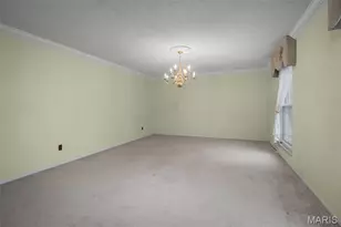 5327 Crowndun Dr, Saint Louis, MO 63129 - Photo 6