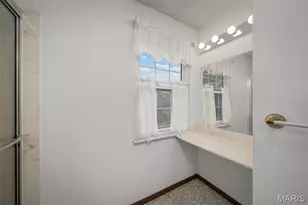 5327 Crowndun Dr, Saint Louis, MO 63129 - Photo 32