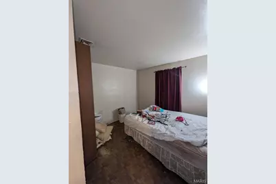 1315 Hendrick Drive, Saint Louis, MO 63135 - Photo 6