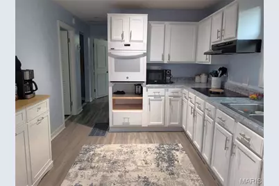 831 Oak Drive, Fenton, MO 63026 - Photo 8