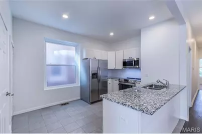 4341 Maryland Avenue, Saint Louis, MO 63108 - Photo 14
