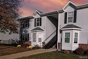 1432 Surrey Ln, Saint Peters, MO 63304 - Photo 2