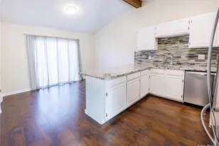 1432 Surrey Ln, Saint Peters, MO 63304 - Photo 4