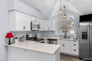 13312 Wood Chapel Dr, Saint Louis, MO 63141 - Photo 10