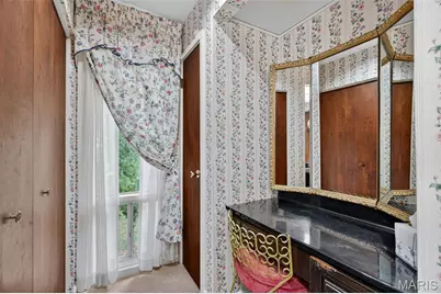 2649 Nahn Drive, Oakville, MO 63129 - Photo 12