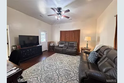 311 W 1st Street #A, Farmington, MO 63640 - Photo 4