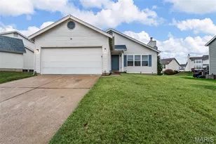 14428 Williamsburg Manor Dr, Florissant, MO 63034 - Photo 4