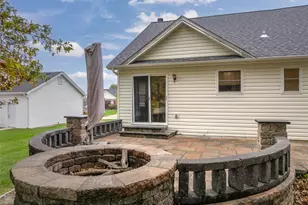 1904 Emerald Green Dr, Wentzville, MO 63385 - Photo 18