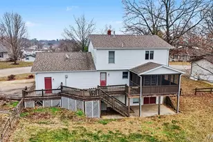 206 Walnut St, New Haven, MO 63068 - Photo 2