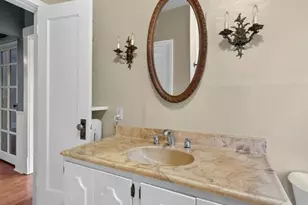 9914 Parkway Dr, Saint Louis, MO 63137 - Photo 24