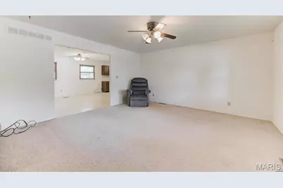 10635 Aylesford Drive, Ferguson, MO 63136 - Photo 2