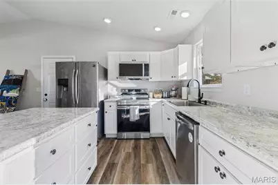 4654 Cedar Dr. Drive, Hillsboro, MO 63050 - Photo 10