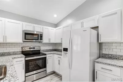926 Osage Villa Court, Villa Ridge, MO 63089 - Photo 6