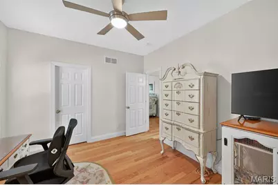 5331 Wilson Court, Oakville, MO 63129 - Photo 12