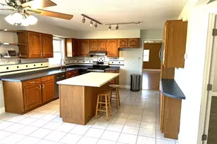 303 Bird Song Ln, Saint Clair, MO 63077 - Photo 16