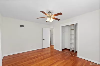 1348 Kraft Street, Saint Louis, MO 63139 - Photo 20