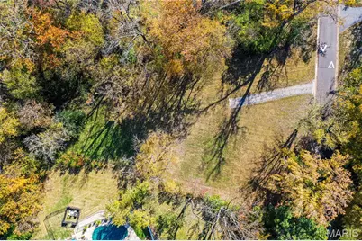 8 Chasselle Lane, Saint Louis, MO 63141 - Photo 2