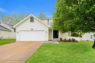 1017 Providence Pointe Dr, Wentzville, MO 63385 - Photo 2